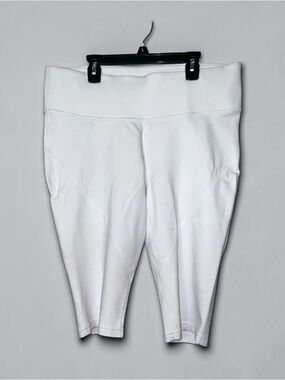 NYGARD Slim White Cropped Leggings Size L High Rise Stretch NWOT